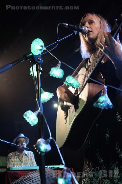 LONELY DRIFTER KAREN - 2008-04-24 - PARIS - La Maroquinerie - 